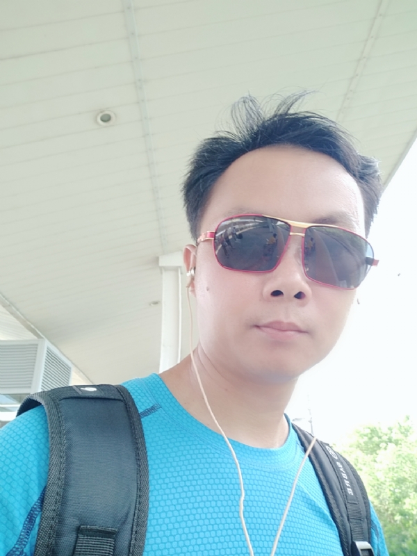 八九不离十的第一张照片--海南认干亲服务网