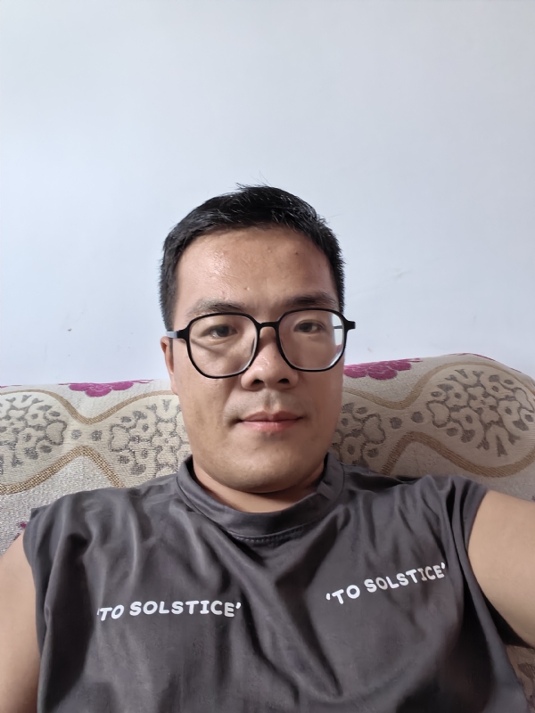 卫TF的第二张照片--海南认干亲服务网