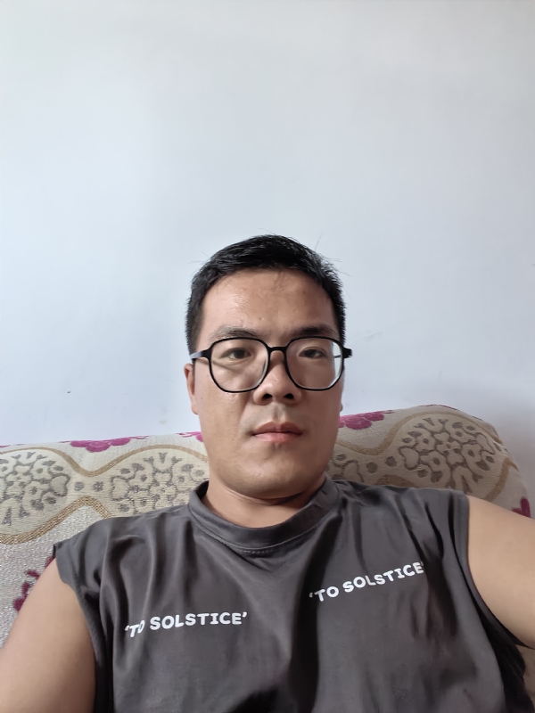 卫TF的第三张照片--海南认干亲服务网