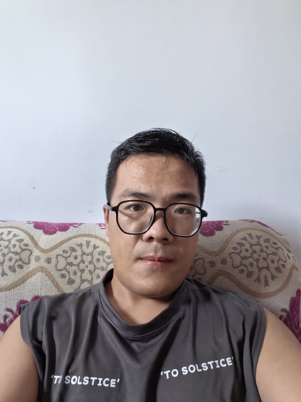 卫TF的第四张照片--海南认干亲服务网